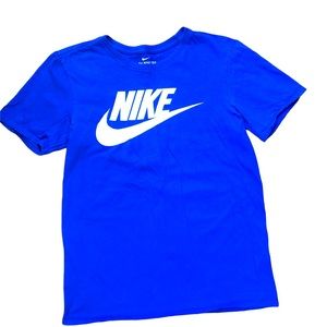 Blue & white Nike T-shirt